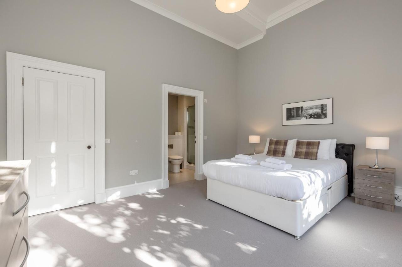 Destiny Scotland - Q-Residence Единбург Екстер'єр фото