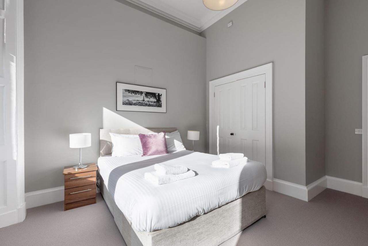 Destiny Scotland - Q-Residence Единбург Екстер'єр фото