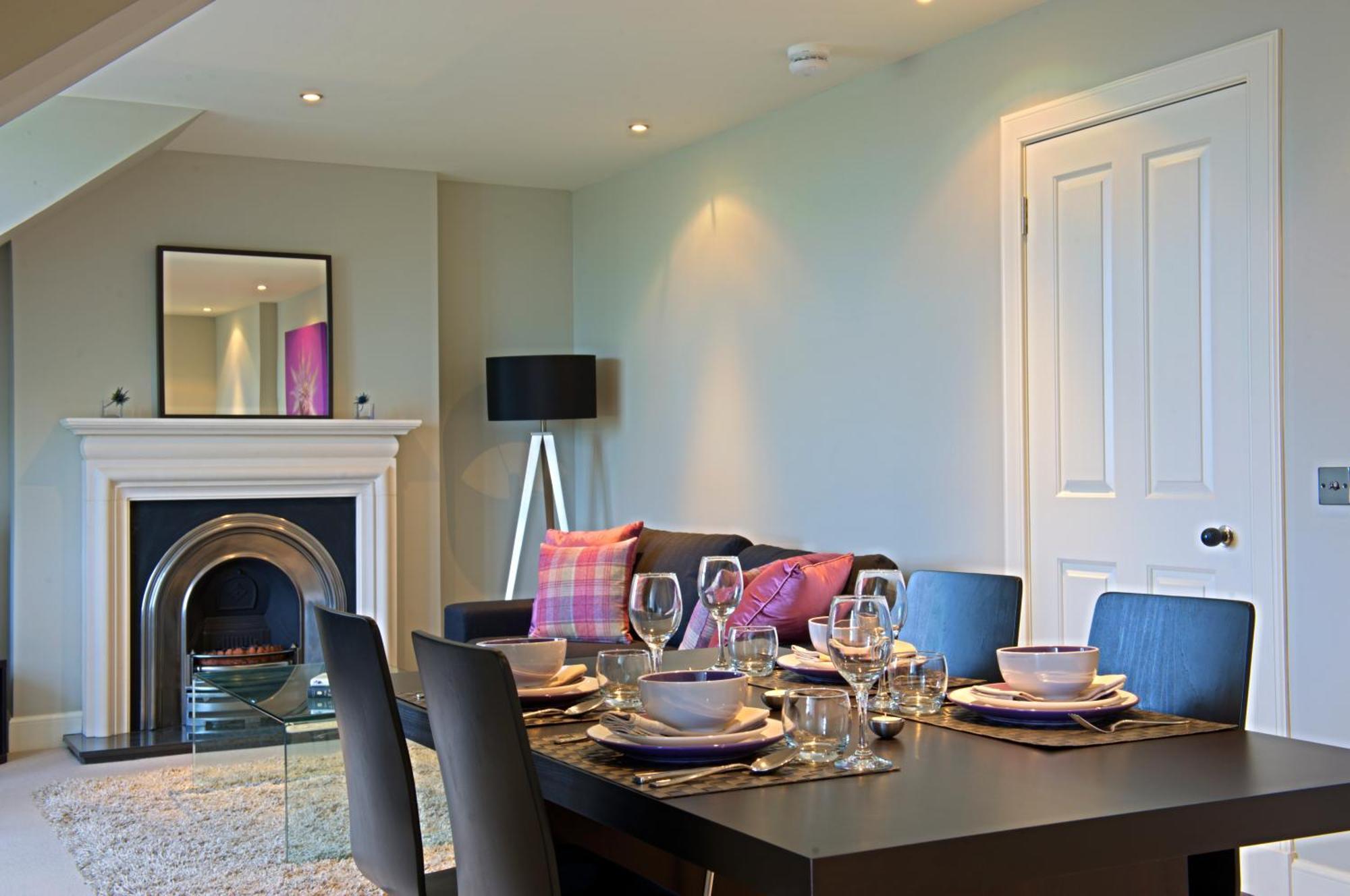 Destiny Scotland - Q-Residence Единбург Екстер'єр фото